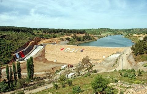 Altunçay Göleti inşaatı için sözleşme imzalandı Altunçay Göleti inşaatı için sözleşme imzalandı