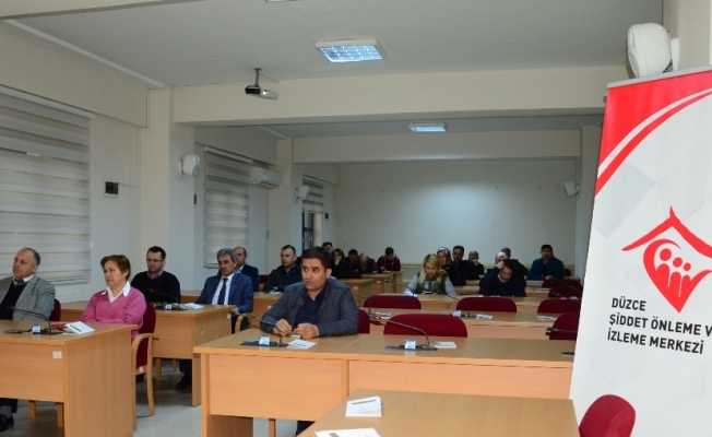 Kadına yönelik şiddet ile mücadele eğitimi verildi Kadına yönelik şiddet ile mücadele eğitimi verildi