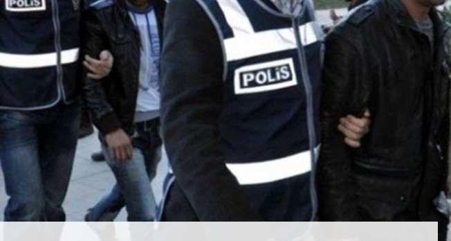 28 polis tutuklandı