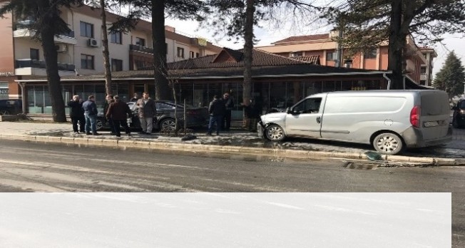 Kaldırımda yürürken az kalsın canından oluyordu