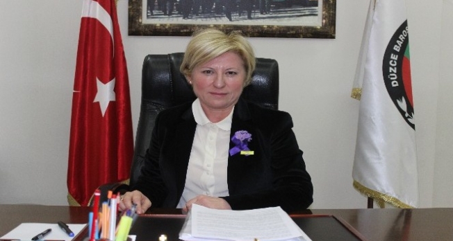 Baro Başkanı Av. Azade Ay, “Hekimlik kutsal bir meslektir” Baro Başkanı Av. Azade Ay, “Hekimlik kutsal bir meslektir”