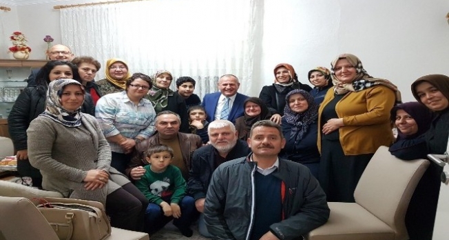 Başkan Mehmet Keleş ev ziyaretleri yapıyor