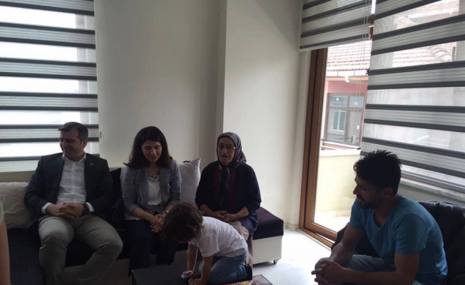 Başkan Yemenici,engellileri ziyaret etti