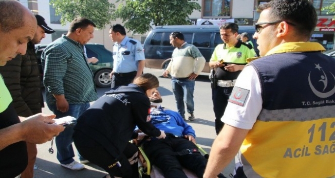 Düzce’de meydana gelen kazada 2 Suriyeli yaralandı