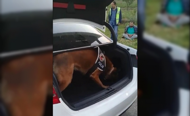 Lüks araçta 14.5 kilo eroin geçirildi