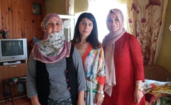 Başkan Yemenici’nin eşi Nilay Yemenici ihtiyaç sahibi aileleri sevindirdi