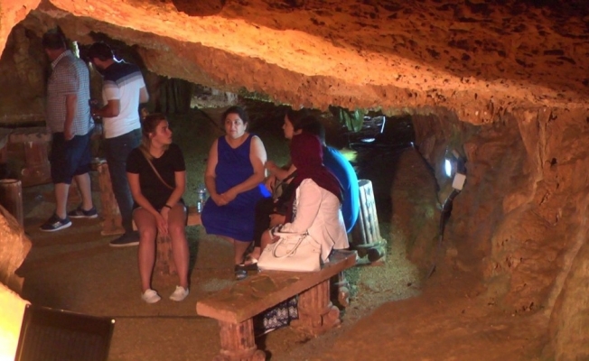 Fakıllı Mağarası turistlerin ilgi odağı oldu
