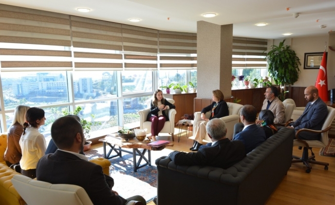 Düzce Üniversitesi ile Bezmialem Üniversitesi arasında işbirliği sözleşmesi imzalandı