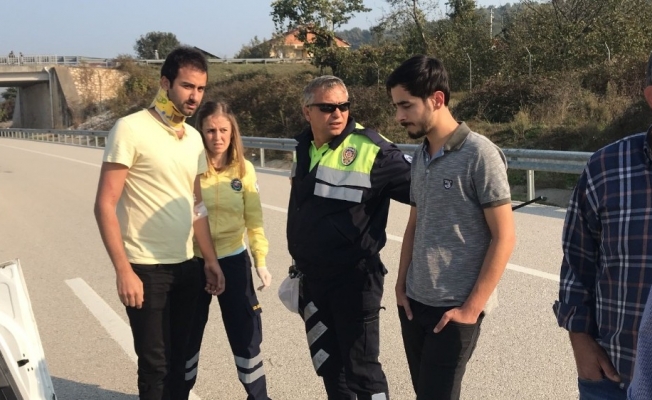 Takla atan otomobilde 2 yaralı