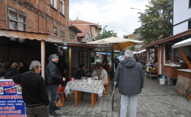 Akçakoca’daki tarihi mahalle büyük ilgi görüyor