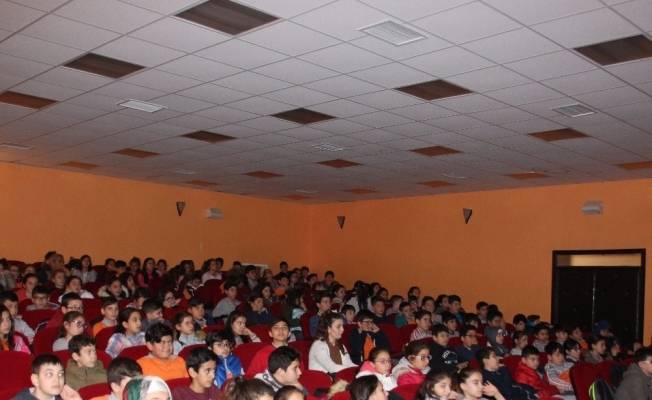 Akçakocalı öğrenciler Bilal filmiyle buluşuyor