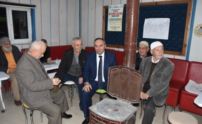 Başkan Ay vatandaşla iç içe