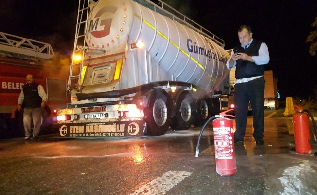 Otoyol polisinin dikkati olası büyük bir yangını önledi