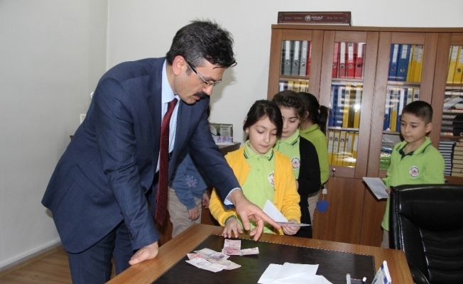 Harçlıklar Mehmetçiğe