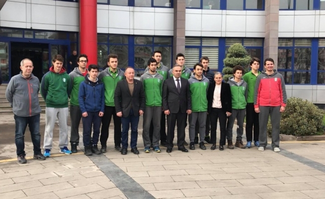 U18 takımı Edirne’ye gidiyor U18 takımı Edirne’ye gidiyor