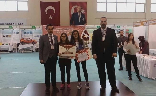 Akçakocalı öğrencilerden TÜBİTAK yarışmasında 1.’lik kazandı