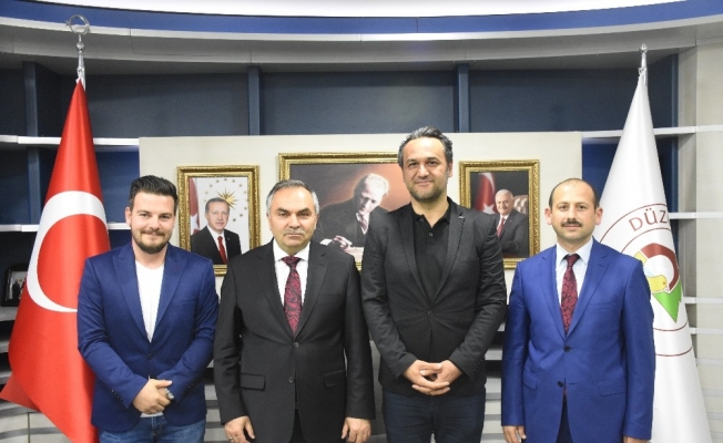 Başarılı bilardocudan Başkan Ay’a ziyaret