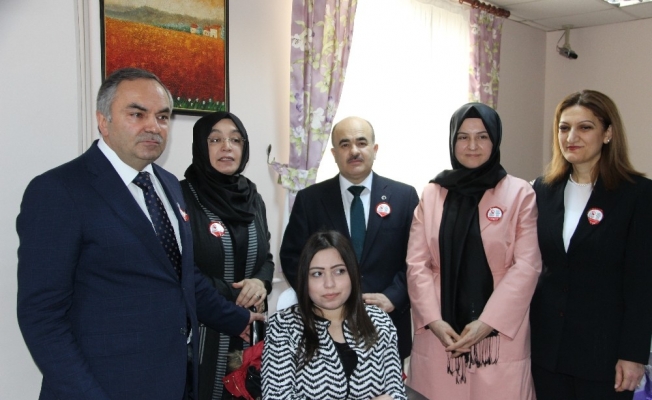 Başkan Ay’dan 8 Martta en anlamlı hediye