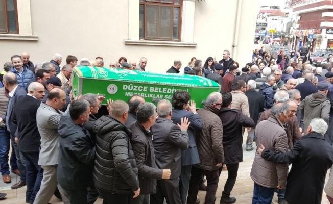 Düzce’de sevilen doktor toprağa verildi