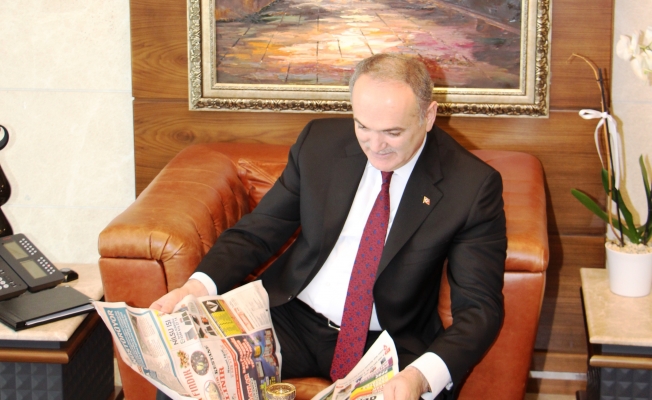 ÖZLÜ; KİMSEYİ DESTEKLEMİYORUM.