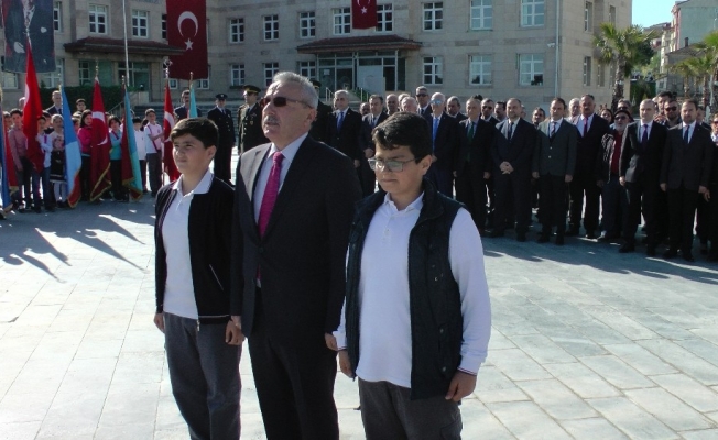 Akçakoca’da 23 Nisan kutlamaları törenle başladı