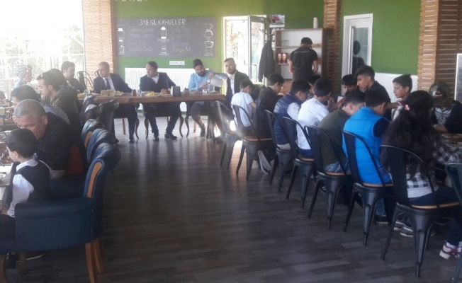 Başkan Yemenici Musul, Kerkük ve Telafer’den gelen çocukları misafir etti