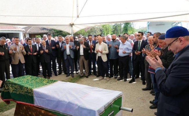 Çilimli eski Belediye Başkanı Topkara’nın acı günü