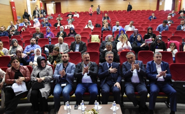 Siyaset Akademisinde ikna ve sosyal medya eğitimi