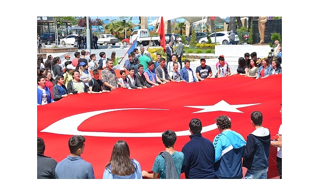 Akçakoca'da Gençlik Yürüyüşü düzenlendi