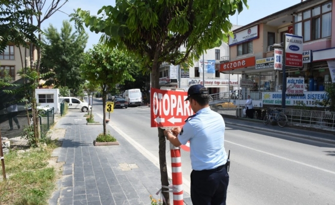 Zabıta ekiplerinden kaldırım işgaline geçit yok