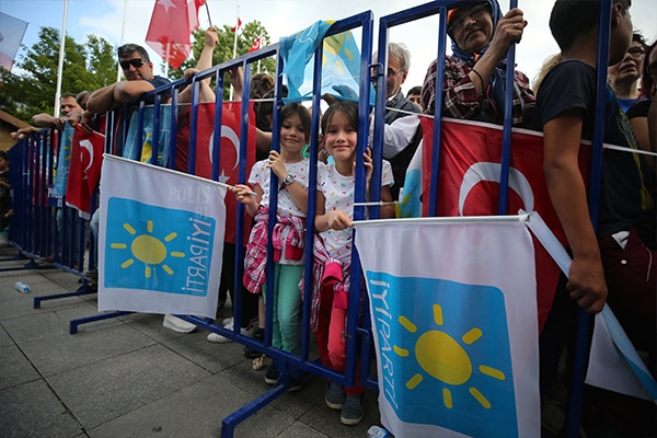 AKŞENER, “ "FINDIK FİYATLARINI DOLARA ENDEKSLİ YAPACAĞIM"