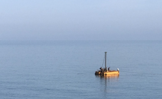 Akçakoca’da mahmuz yapımı için çalışmalar hızlandı Akçakoca’da mahmuz yapımı için çalışmalar hızlandı