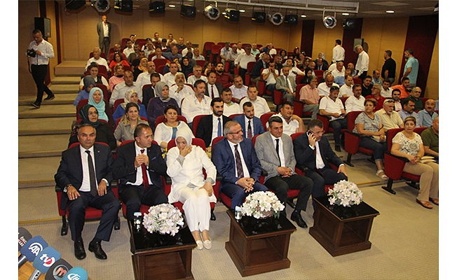 VEKİLLER MAZBATALARINI ALDILAR