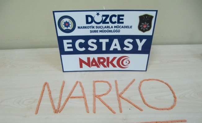 Emniyetten Uyuşturucu Baskını Emniyetten Uyuşturucu Baskını