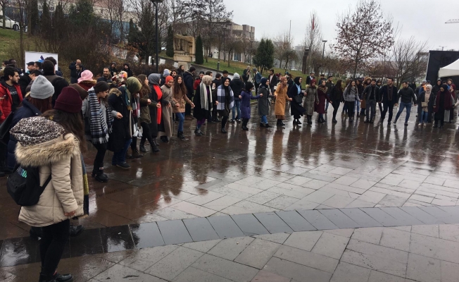 HAMSİDE FİYAT DÜŞTÜ, ÖĞRENCİLER FESTİVAL DÜZENLEDİ
