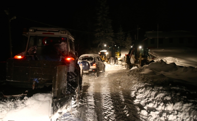 11 KİŞİ YAYLADA MAHSUR KALDI