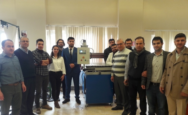 Öğrenciler milyon liralık cihazı kendileri tasarlayıp üretti