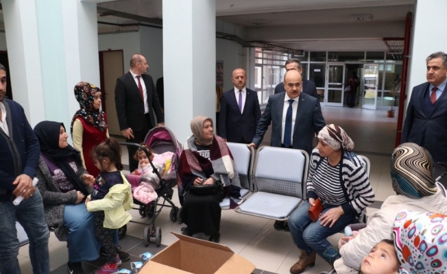 Vatandaş derdini anlattı Vali Dağlı dinledi