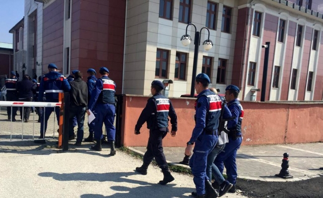 Jandarma hırsızları pusu kurarak yakalandı