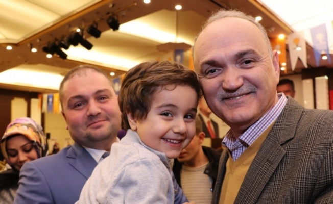 Başkan Özlü “23 Nisan geleceğimize adanmış bir tarihtir”