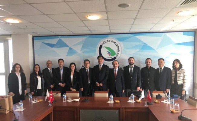 Çin’in Shangai Lixin Muhasebe ve Finans Üniversitesi ile iş birliği imkânları konuşuldu