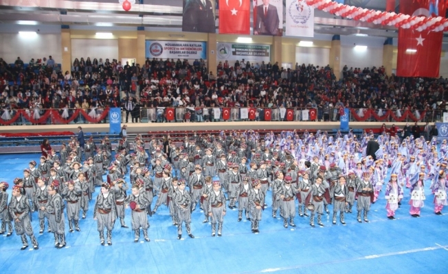 Düzce’de 23 Nisan coşku ile kutlandı