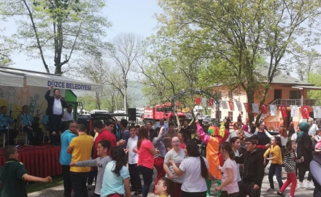 Piknikte doyasıya eğlendiler