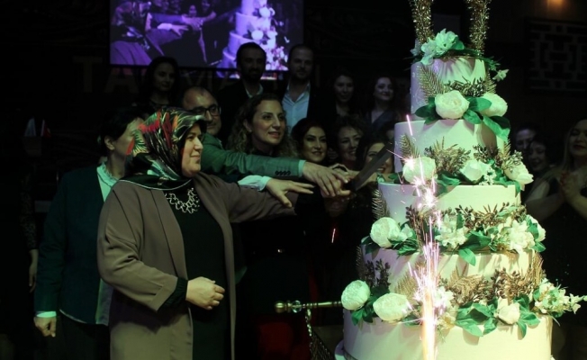 Hemşireler haftası düzenlenen gece ile kutlandı