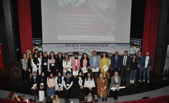 Sağlık hizmetleri sempozyumu düzenlendi