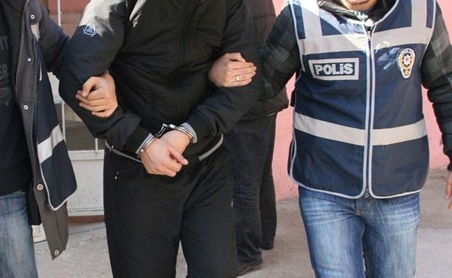 İKİ UYUŞTURUCU SATICISI TUTUKLANDI