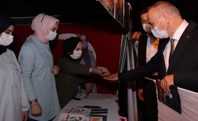 15 TEMMUZ FOTOĞRAF SERGİSİ YOĞUN İLGİ GÖRDÜ